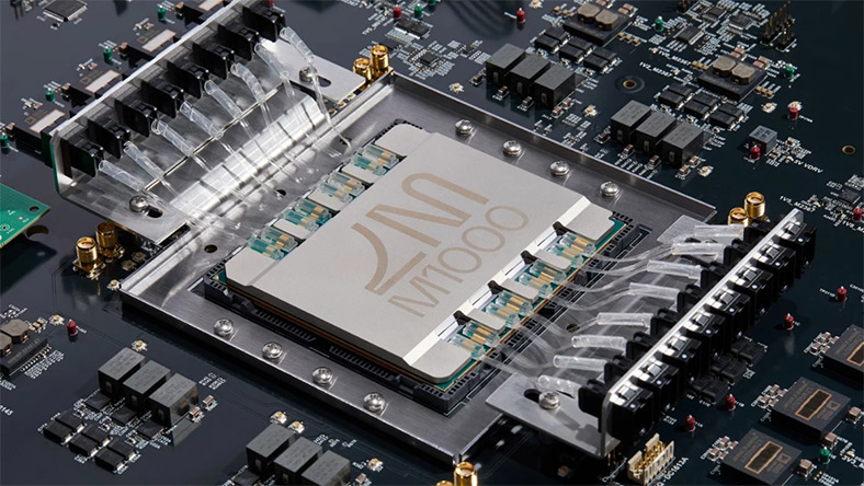 America's Bright Idea: Optical Chips to Power Al Future